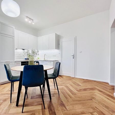 Apartamenty Kamienica Centrum - 1 Maja ลูบิน ภายนอก รูปภาพ