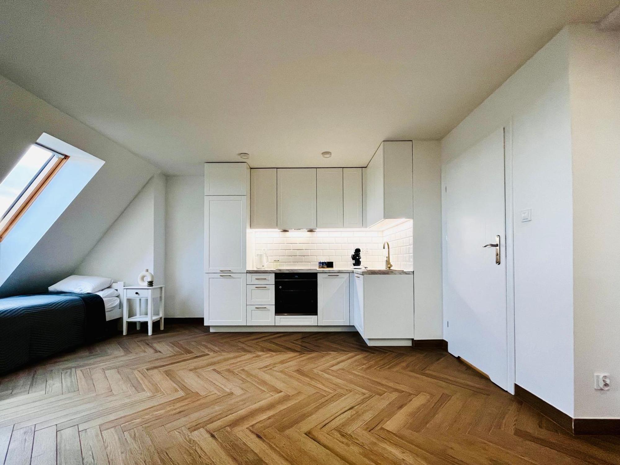 Apartamenty Kamienica Centrum - 1 Maja ลูบิน ภายนอก รูปภาพ